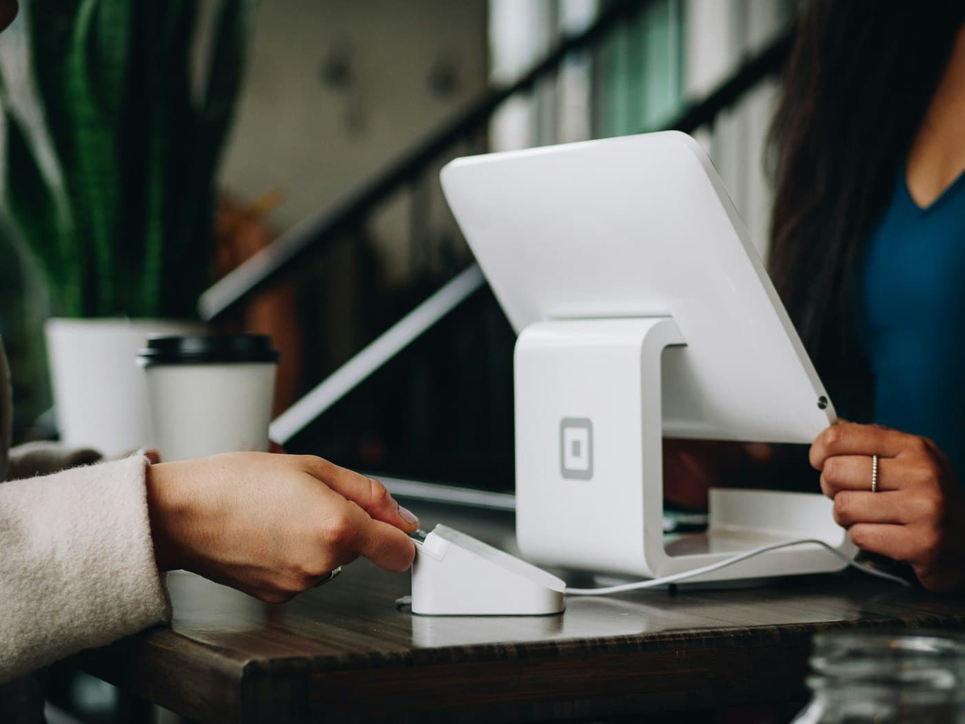 Customer support counter representing helpful WhatsApp follow-up service.